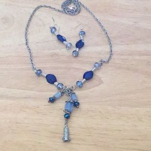 Necklace earring set